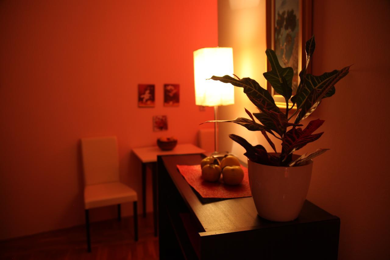 Momo'S Studio Apartment Subotica Eksteriør billede